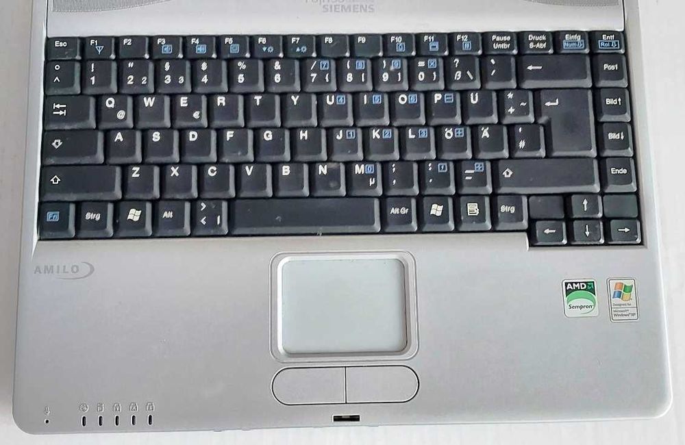 Laptop Fujitsu – Siemens AMILO - K7610W