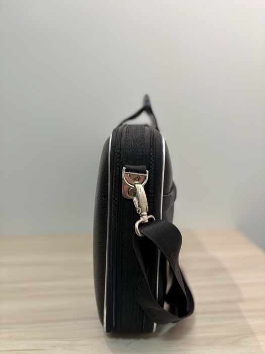 Classic vinyl Bombata-Black