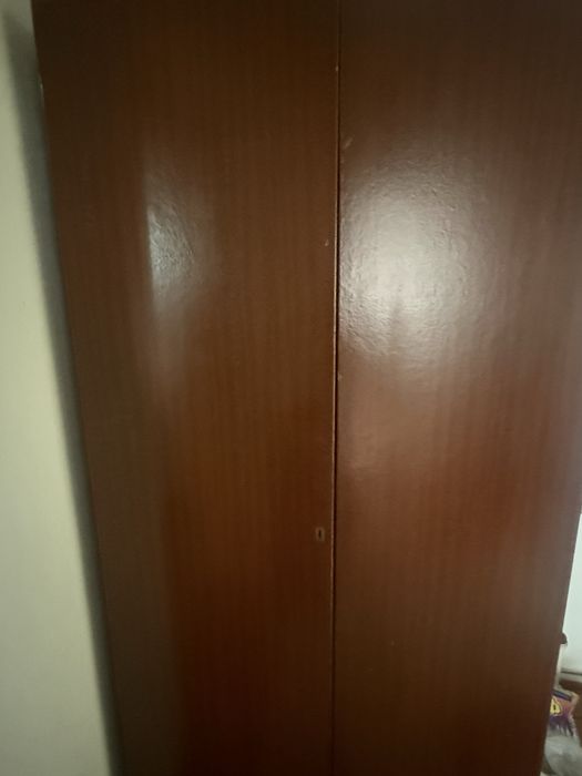 Продается Шкаф платяной