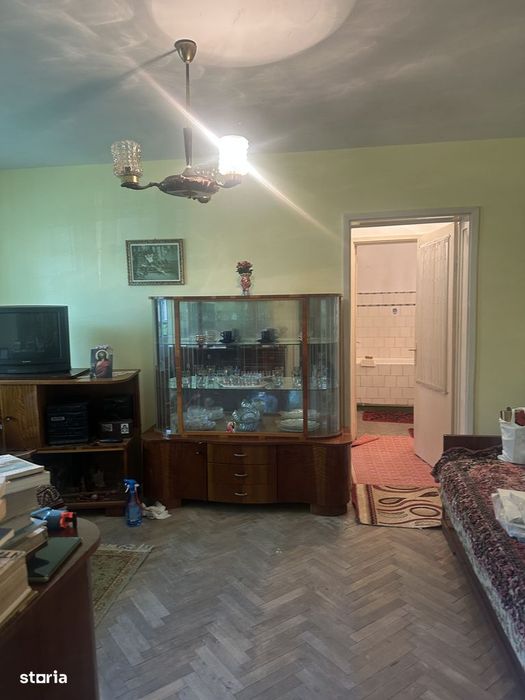 Campina - ap. 2 cam - parter - 48 mp - 55000 Euro/Neg.