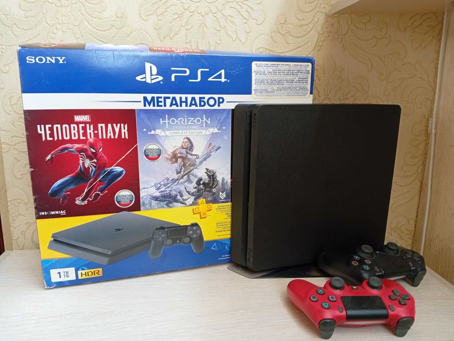 PS4 Slim 1TB + 2 джойстика | Отличное состояние