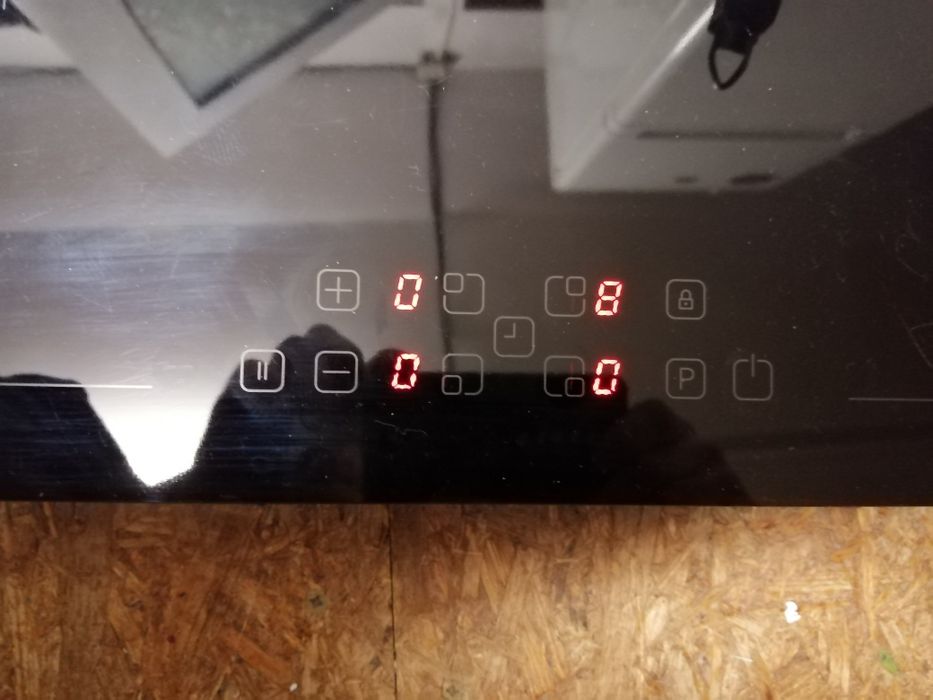 Plita inducție Sharp