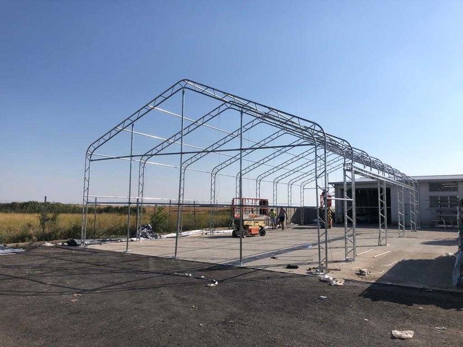Отворена индустриална палатка 10x24.4x3.5(6.1) м