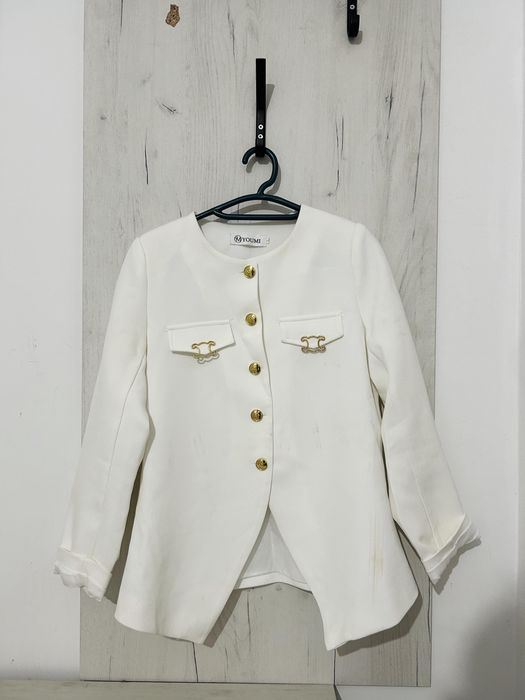 Одежда в отличном состоянии