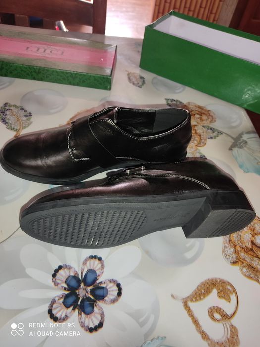 Продам обувь 40 размер