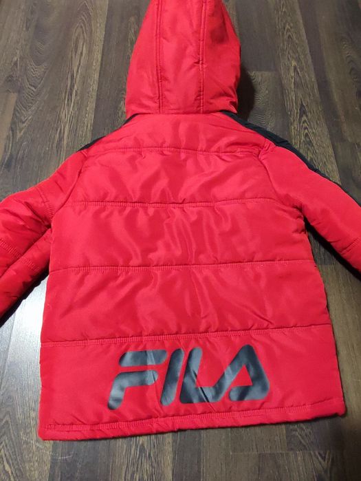 Дамско яке                         .