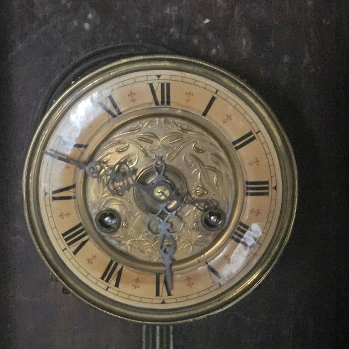 Ceas mecanic cu pendul antic