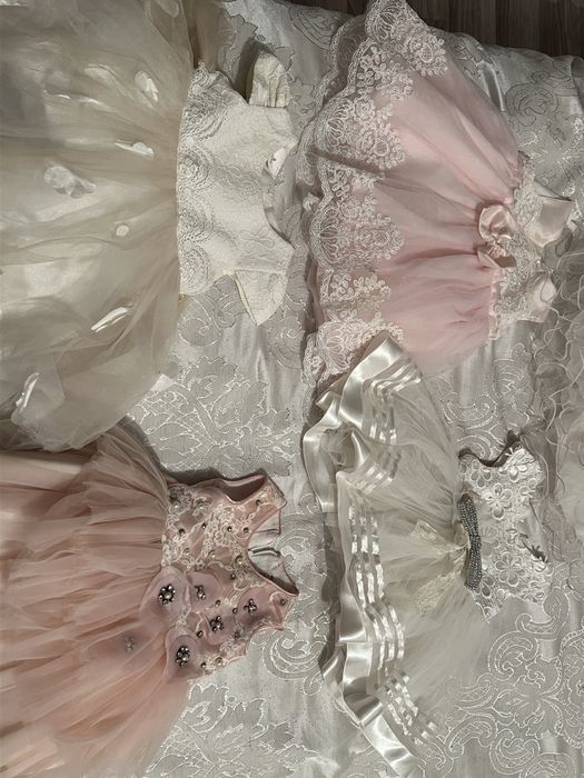 Продам детские платья