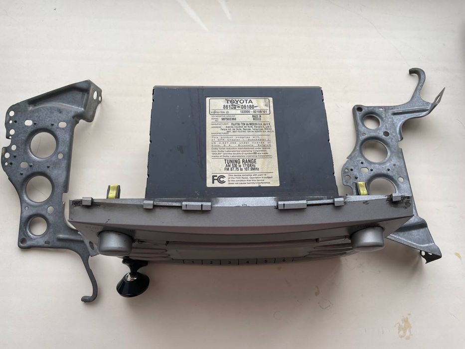 Camry 40 магнитол оргинал