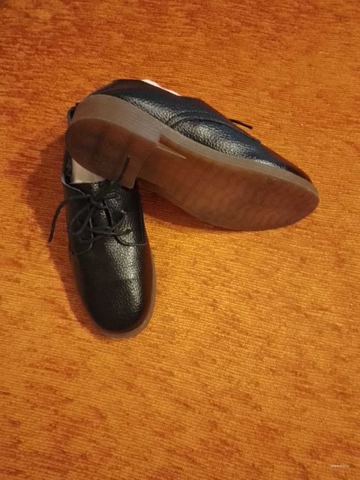 pantofi comozi cu siret pentru fete