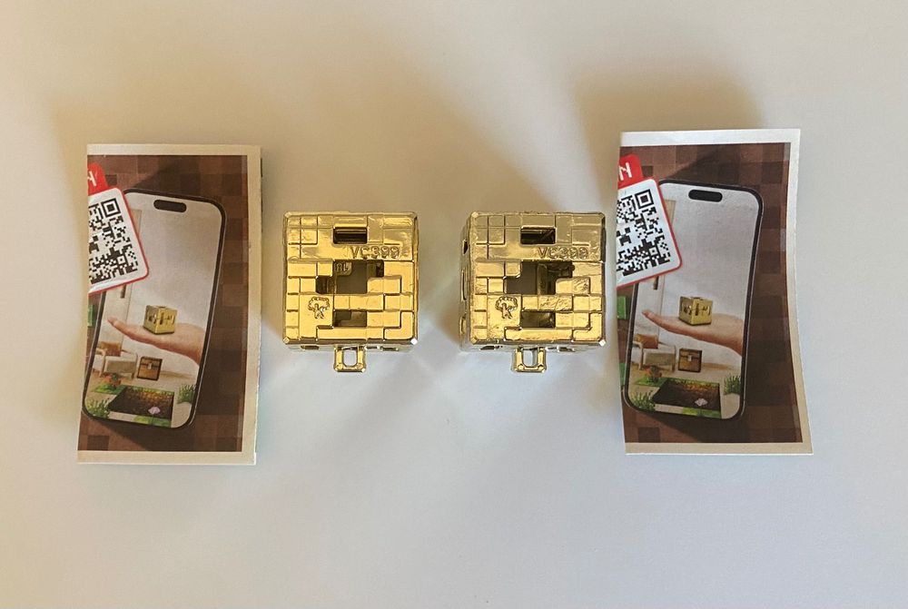 Фигурки kinder joy Minecraft