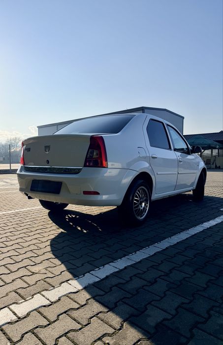 Dacia Logan 1.2 L benzină + GPL 75 cp an 2011