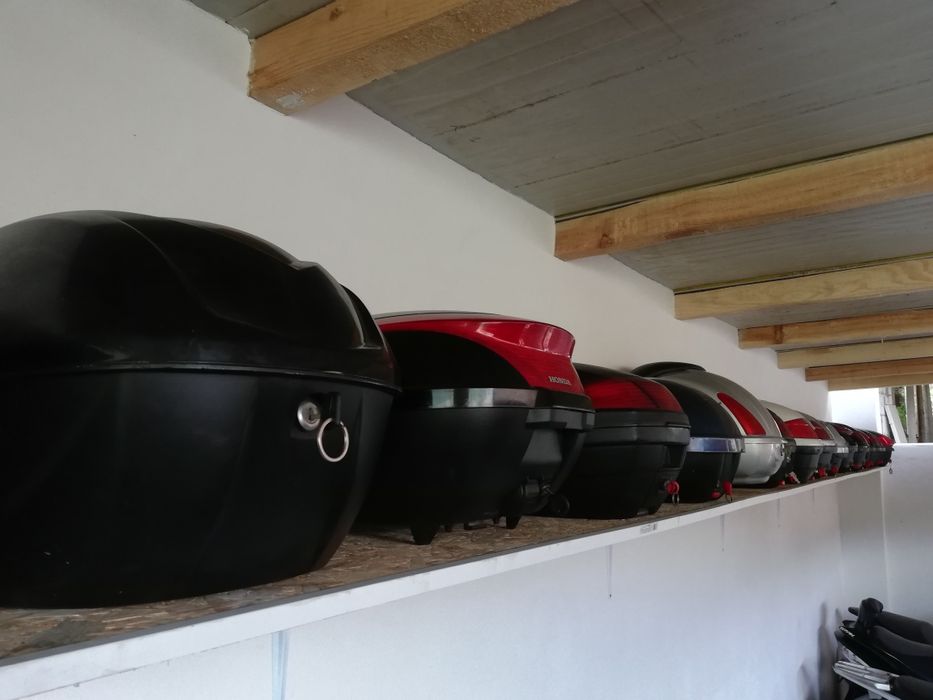 Куфари за Мотоциклети и Скутери .