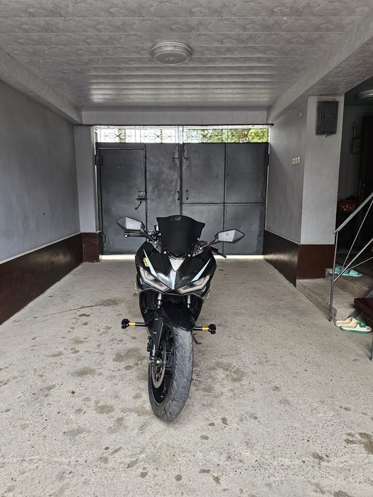 Yamaha R3 400cm Replica