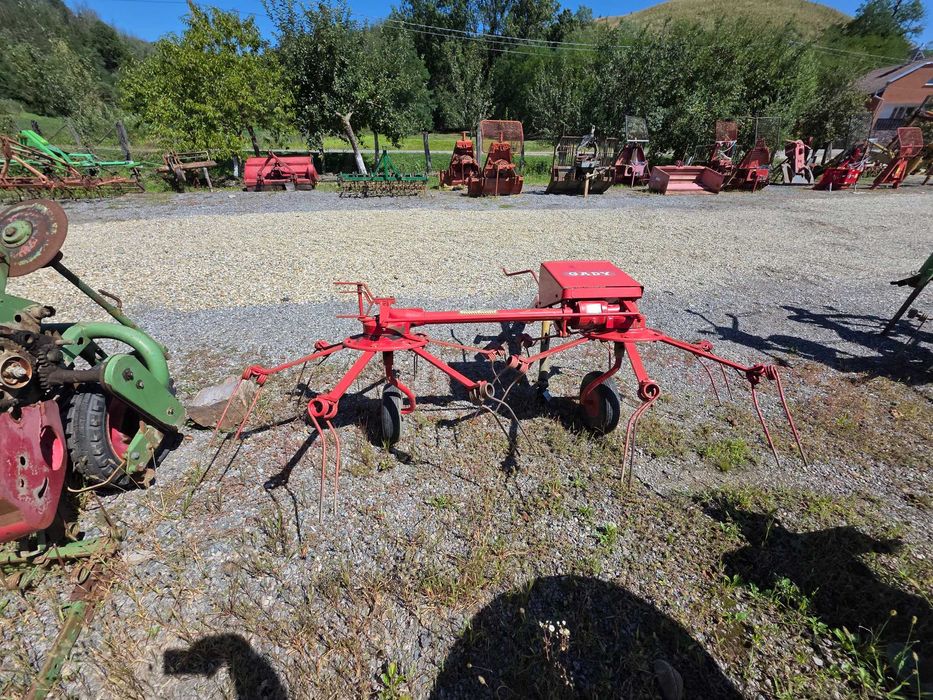 Grebla împrăștiat fan in tiranti la tractor 2.2m cu CARDAN 2 rotoare