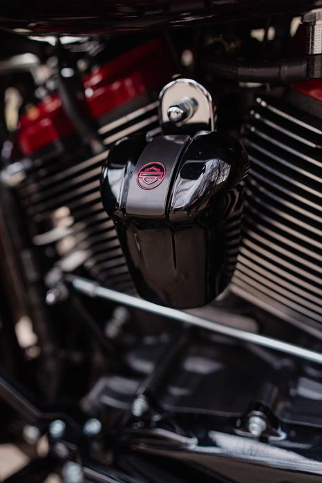 Vând Harley-Davidson Street Glide CVO 2019 – doar 6.600 mile