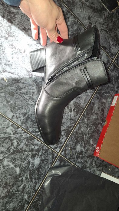 Дамски кожени боти Rieker