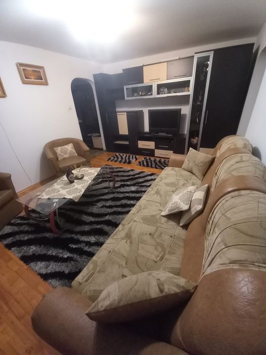 Închiriez apartament 2 camere Fălticeni