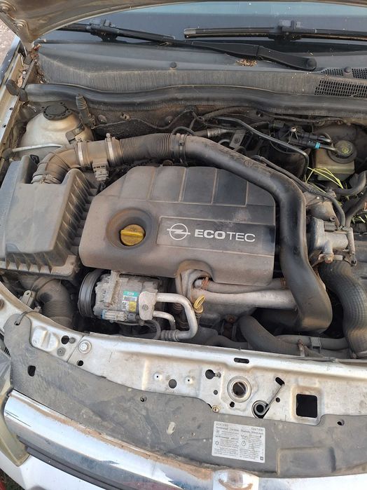 Опел Астра на части