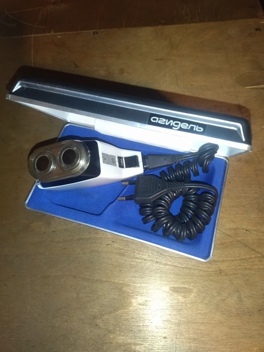 Электробритва Агидель в хорошем состояеии