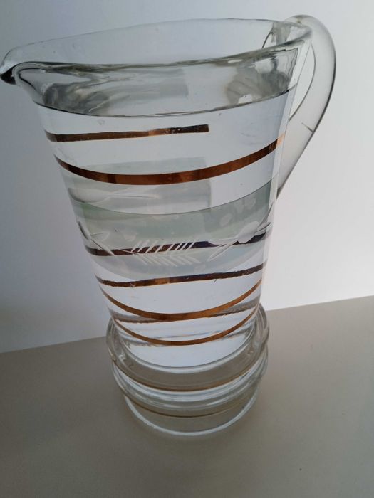 Кана за напитки антик гравиране позлата