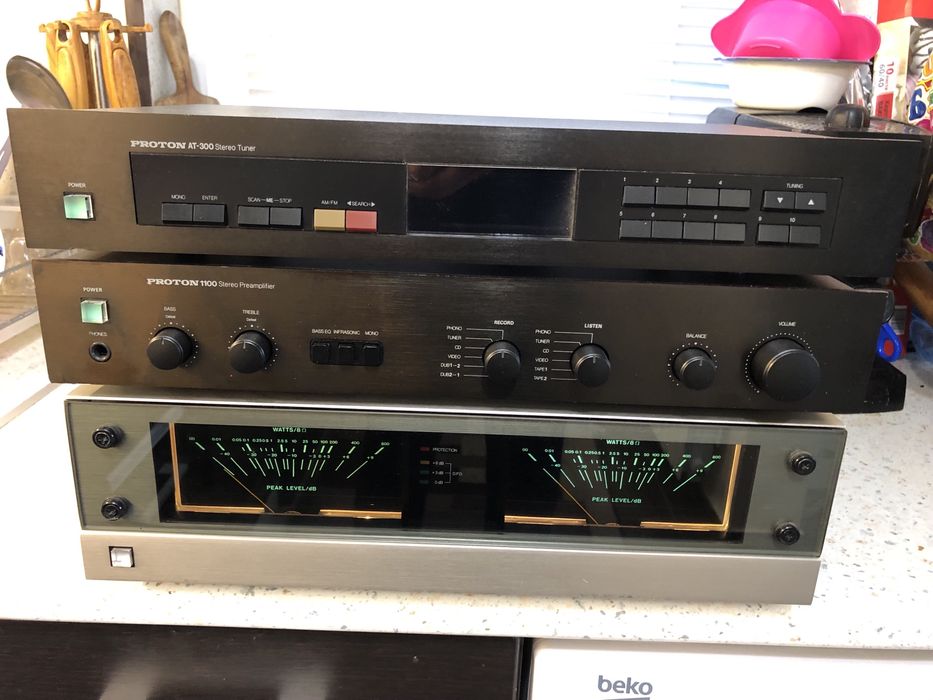 Proton D1200 Preamplifaer , Tuner