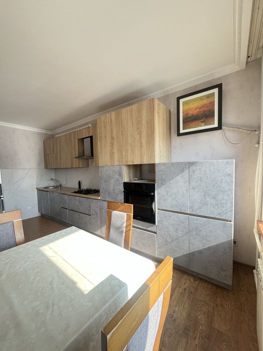 Евротрешка в районе ГиперДина