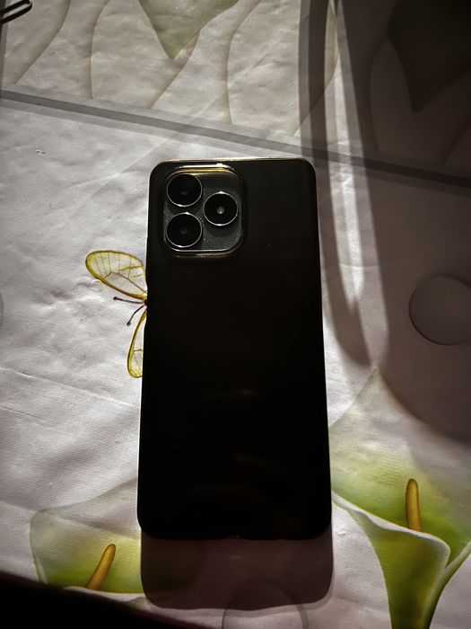 Продам телефон Realmi not 50