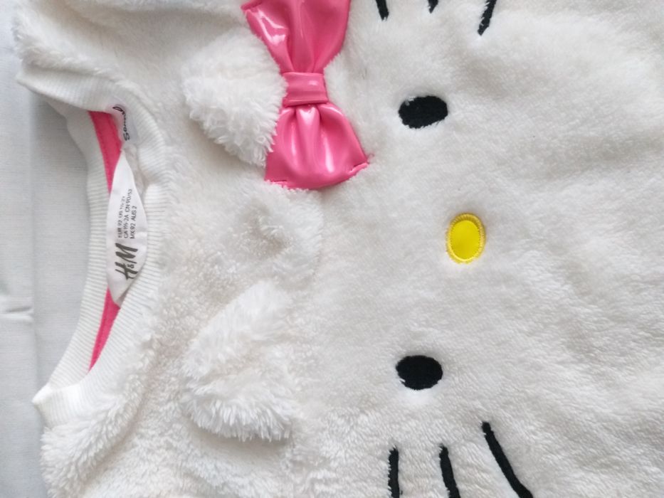 Hello kitty и красиви детски блузки