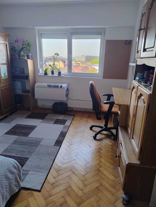 Apartament 4 camere decomandate · Etaj 3/8 · 84 mp