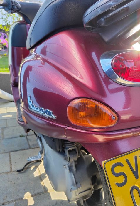 Scutere Piaggio Vespa clasic ET2, 49cc, 2002/3, fara CIV, inmatriculat