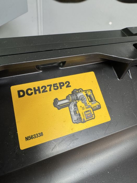 Ciocan rotopercutor cu aspirator Dewalt DCH275