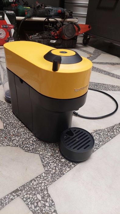 Кафе машина NESPRESSO VERTOU