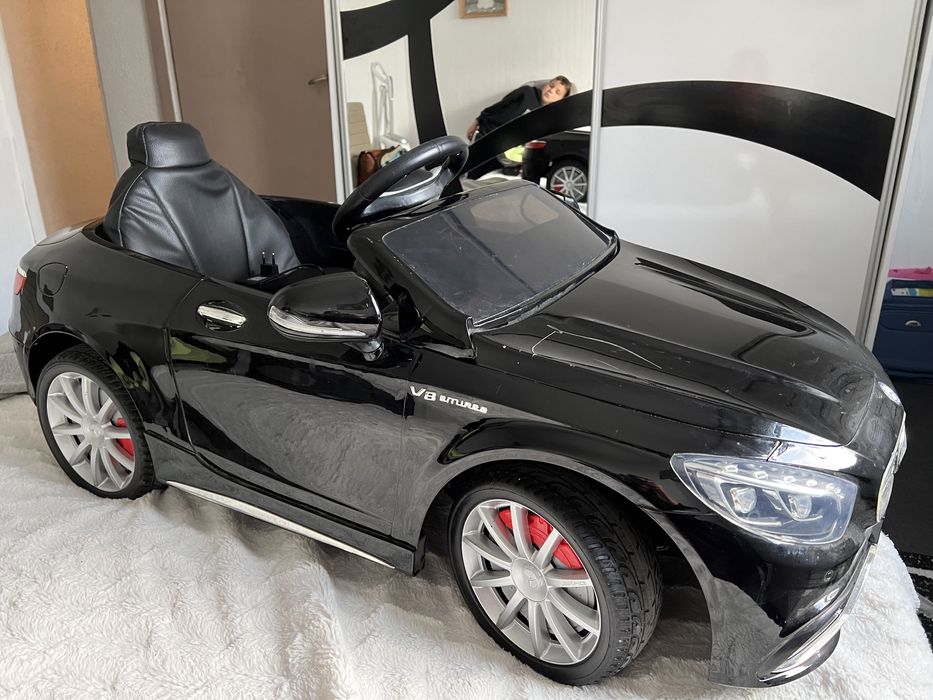 Акумулаторна кола Mercedes V8Turbo