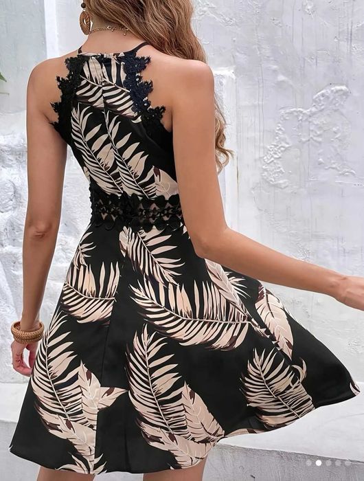 Чисто нова дантелена рокля