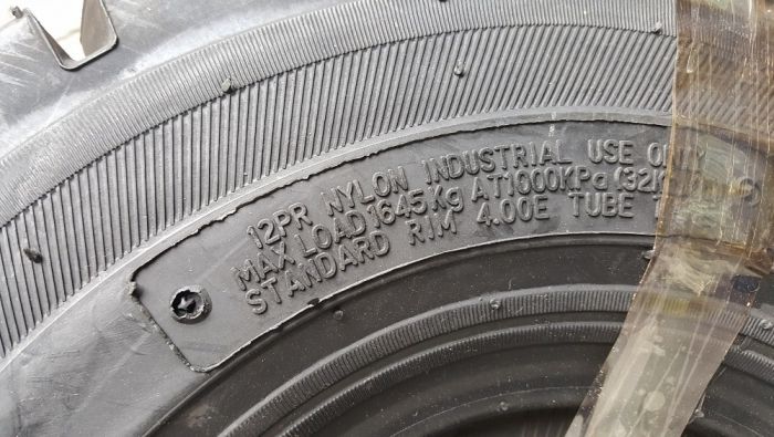 Anvelope noi 6.00-9 industrial camera inclusa cauciucuri cu 12 pliuri