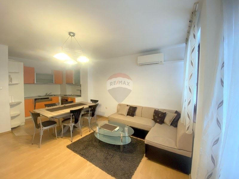 Дава се под наем Тристаен апартамент в Варна, Чаталджа - 96 кв.м за 648.21 € - Снимка #2