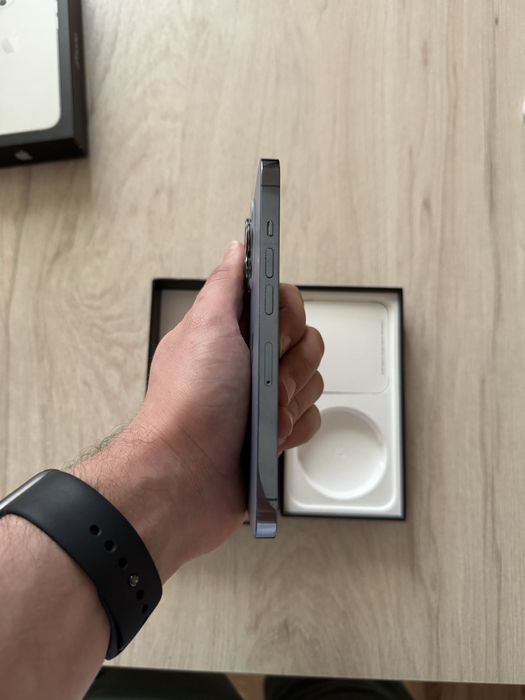 2 бр. Iphone 13 pro 128GB