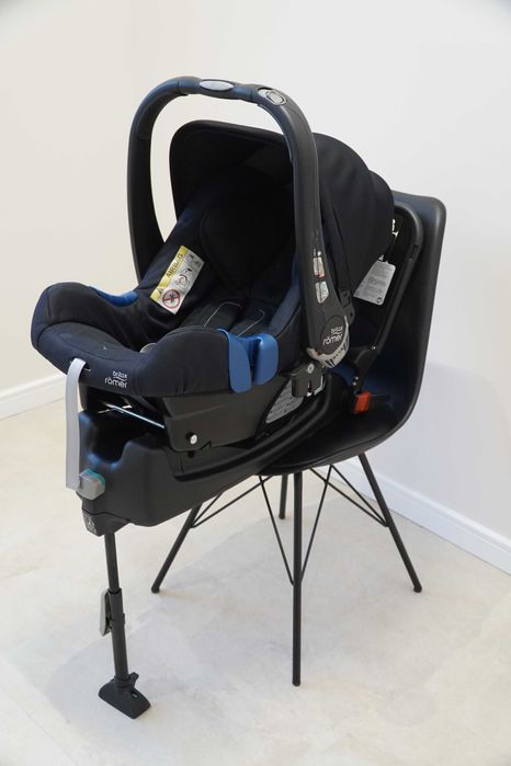 Столче за кола Britax Romer + IsoFix base