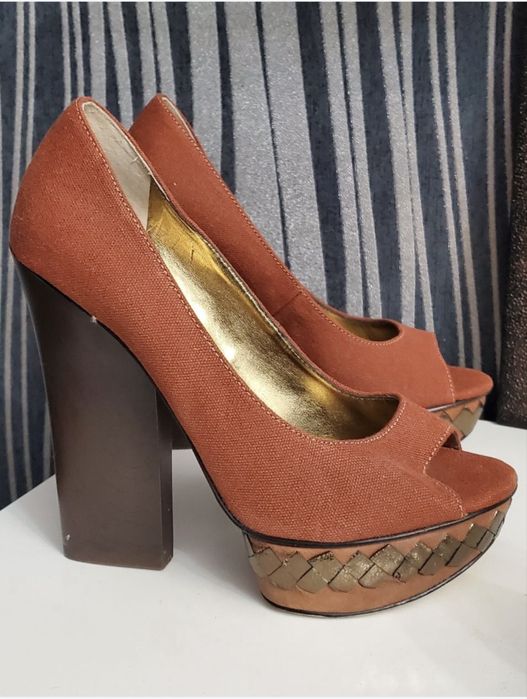 Продам туфли nine west