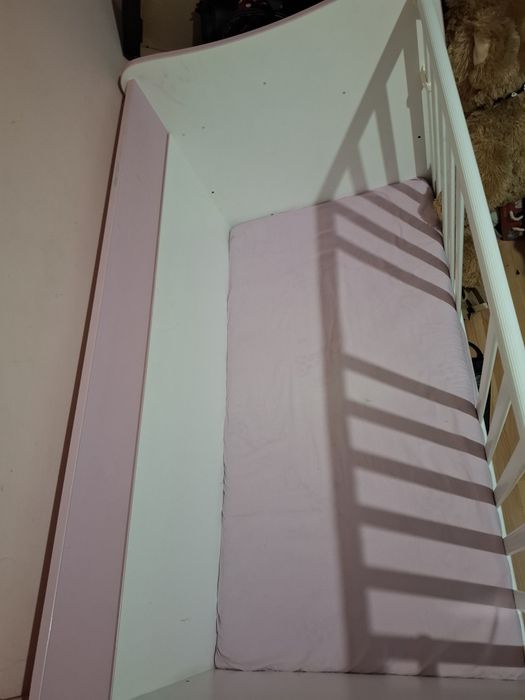 Здравейте продавам Детска кошара !