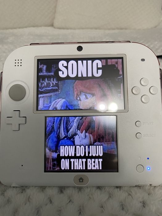 Nintendo 2DS Scarlet Red Modat