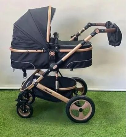 Коляска текнум полностью черного цвета