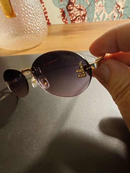 Fеrrе.Очки солнцезащитные,стильные.Элегантные.Модные