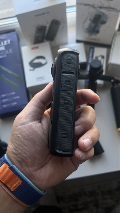 Insta360 x4 полный комплект