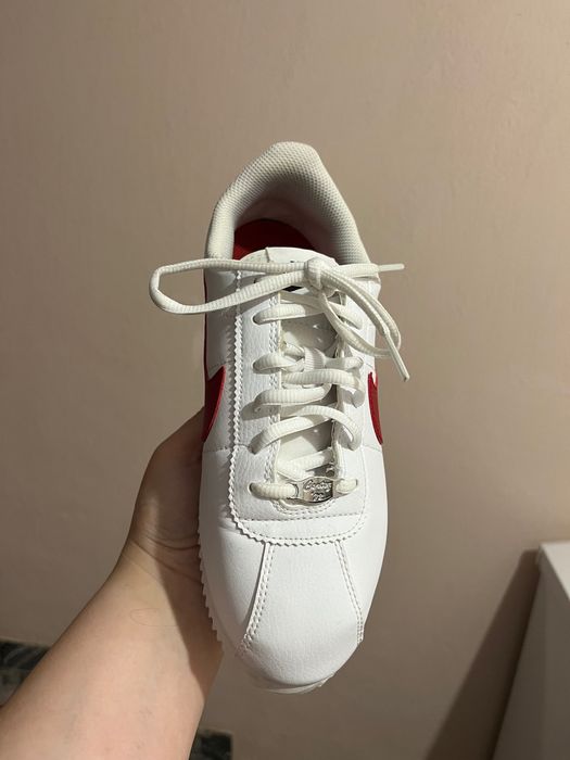 Оригинални маратонки на "Nike"