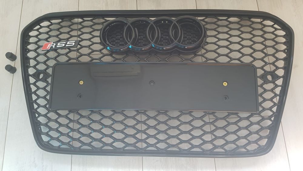 Grila-Fagure-RS5-Look-Audi-A5-B8.5-2011-2016-Negru-Lucios-Premium-Noua