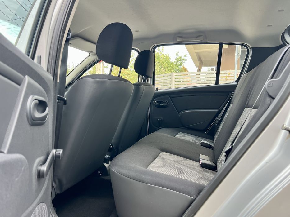 • Dacia Sandero / 46.000 KM / 1.4 MPI •