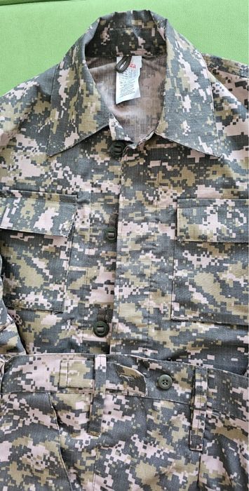 Продам новый камуфляж, р.48-170