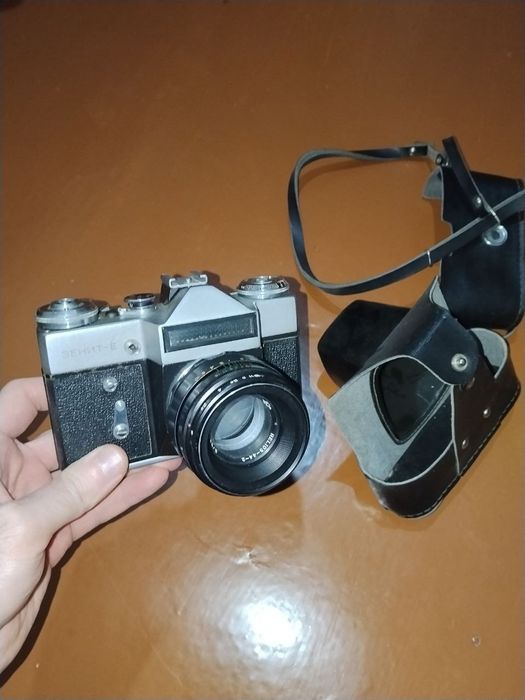 Фотоаппарат Зенит-Е в отличном состоянии